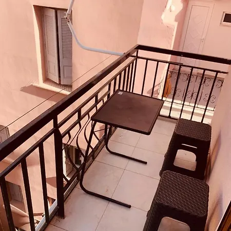 Old Town Family Apartment *